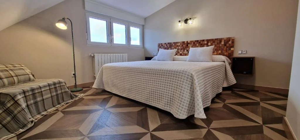 Habitación Deluxe (2 adultos + 1 niño) — COSMA HOUSE