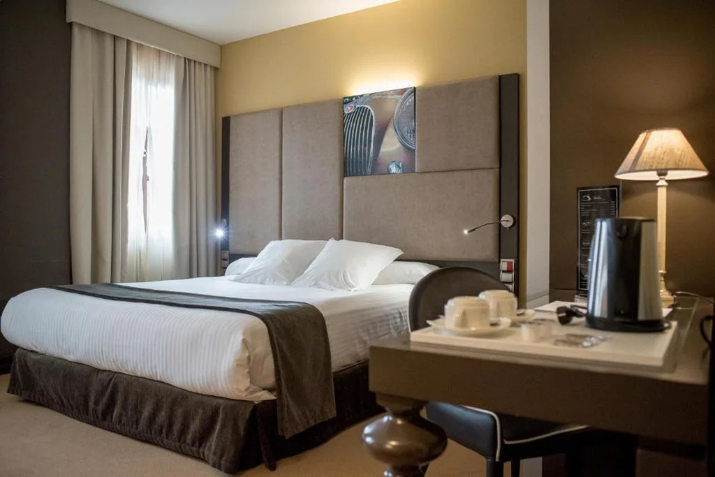 Comfort-tweepersoonskamer met bubbelbad — Costa Esmeralda Suites