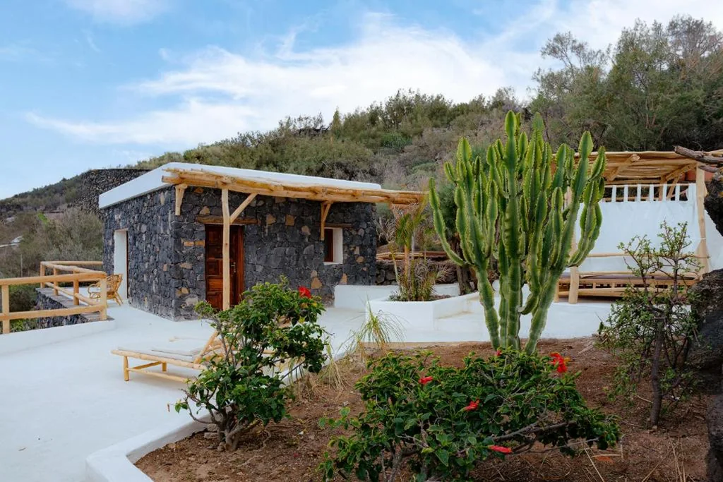 Villa with Sea View — Costa Mágica - Romantic Ocean Boutique Hotel & Club
