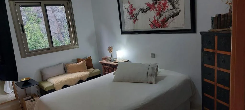 Single Room with External Private Bathroom — Cozy room near Las Teresitas beach