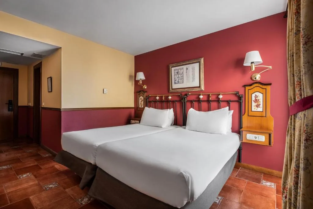 Quarto Duplo com vista para a catedral - 2 camas — Crisol Mesón del Cid
