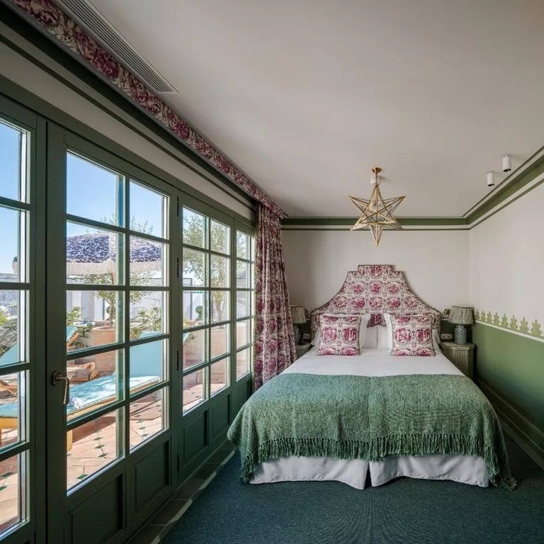 Junior Suite con piscina privata — Cristine Bedfor Sevilla Boutique Hotel