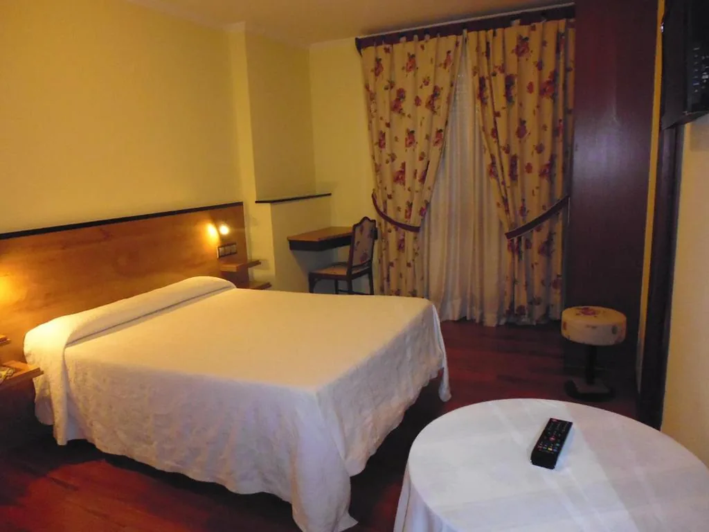 Habitación Doble — Cruceiro do Monte