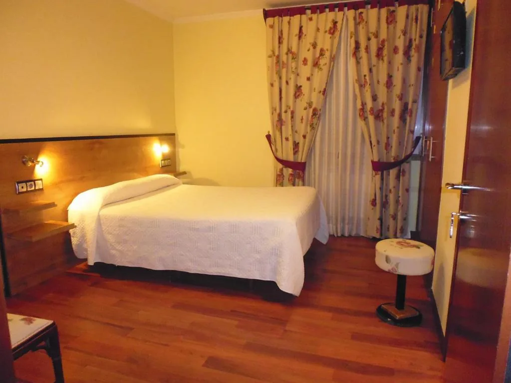 Habitación Individual — Cruceiro do Monte