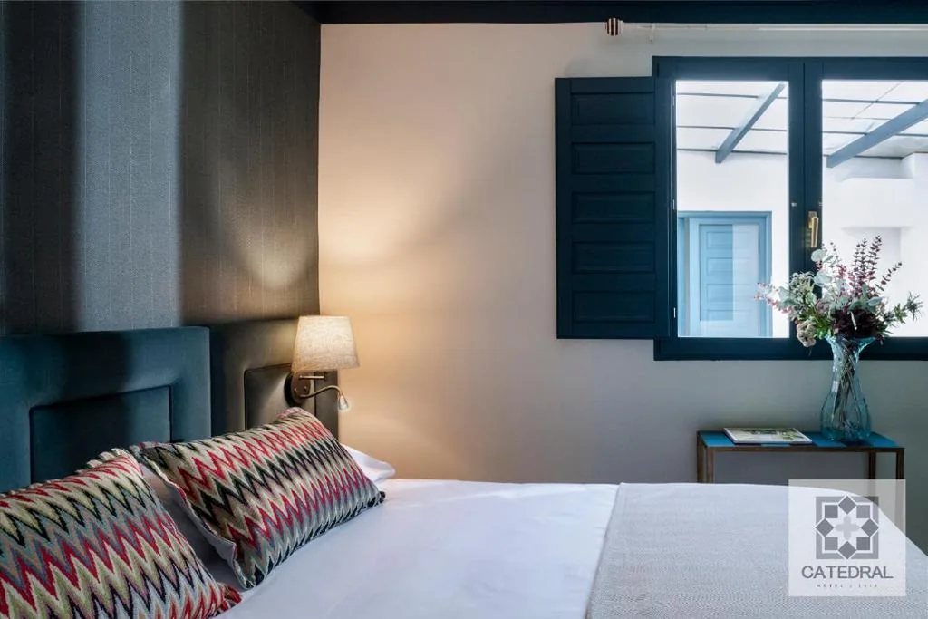 Chambre Deluxe avec très grand lit — CSE Casa Catedral
