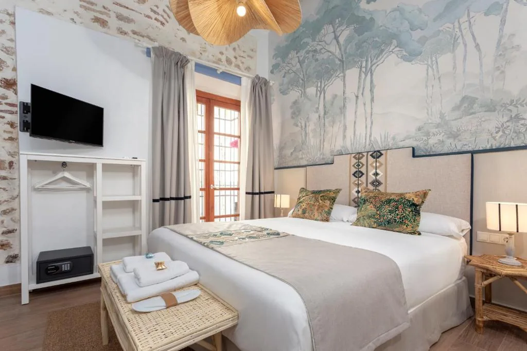 Quarto Familiar — CSE The Old House Marbella