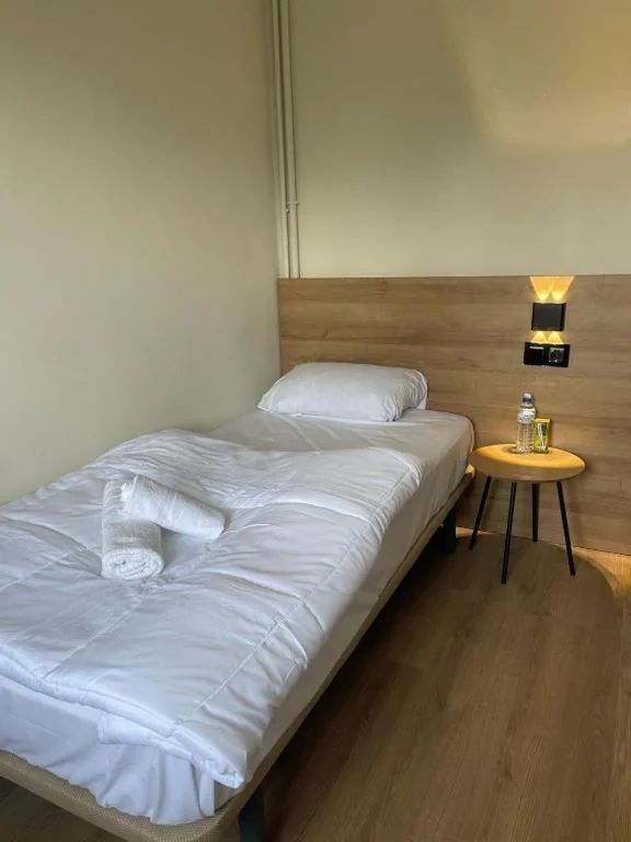 Camera singola con bagno in comune — Cubez Viladrau by Dynamic Hotels