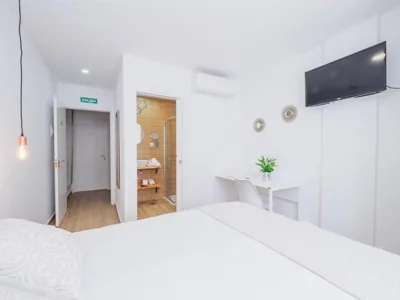 Cubo's Hostal William's Sunny 4 with Breakfast — foto 5