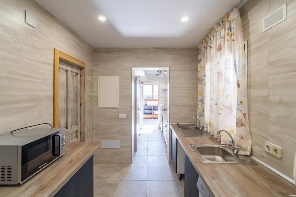 Chambre quadruple avec salle de bains commune — Cubo's NAZ Country Resort