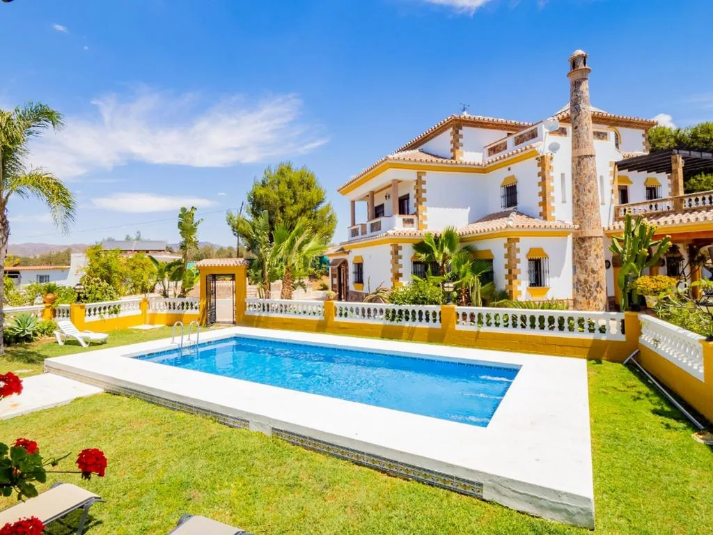 Deluxe-Villa — Cubo's Villa Fina & Minigolf included
