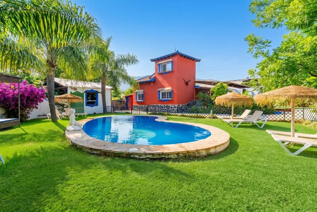 带私人泳池的别墅 — Cubo's Villa Sonia