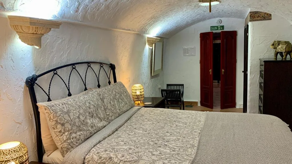 Camera matrimoniale con bagno privato — Cueva Romana, Solo Adultos, Apto para Nudistas