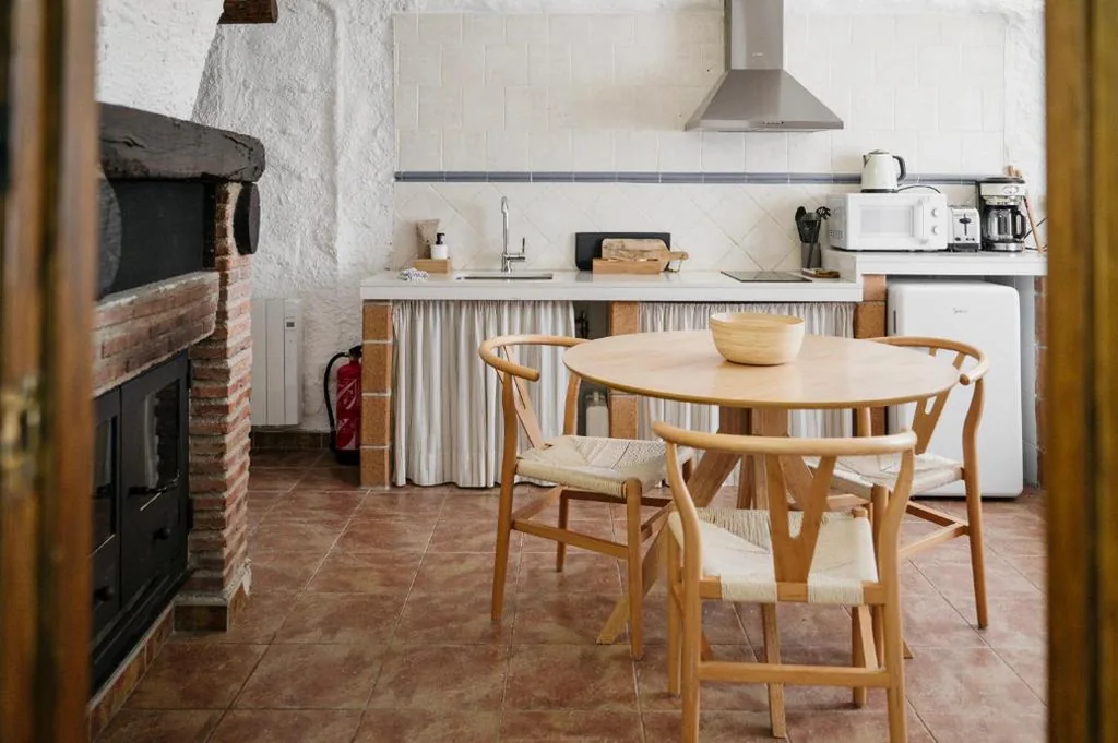 Apartment mit Dusche — Cuevas El Atochal Orígenes
