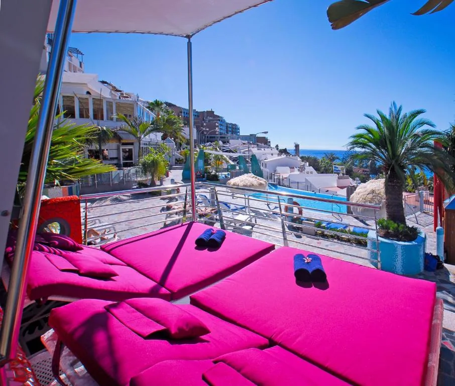 Apartamento Premier (2 adultos + 1 niño) — Cura Sol