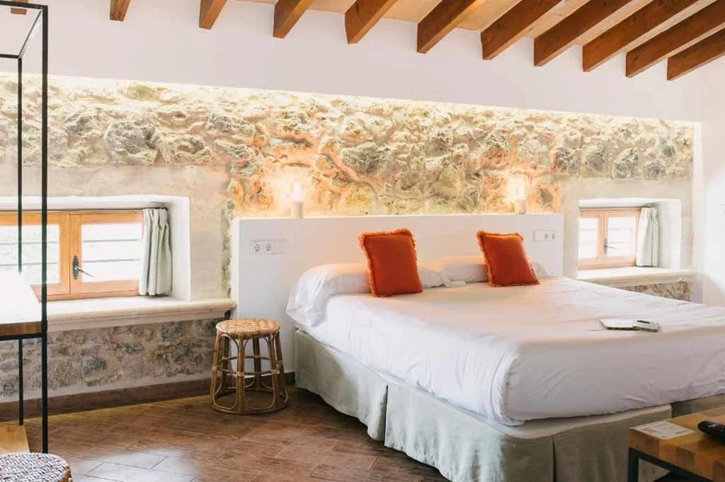 Curolla Petit Hotel
