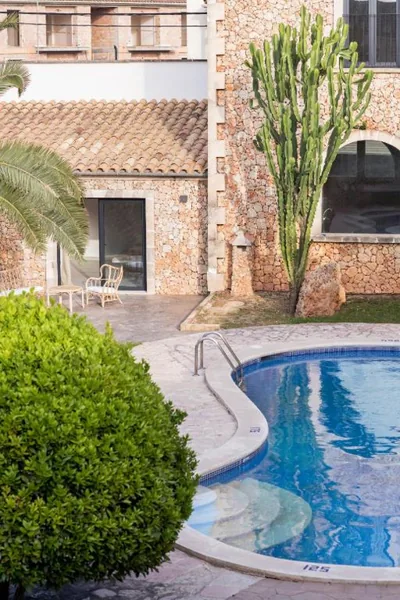 Curolla Petit Hotel — photo 10