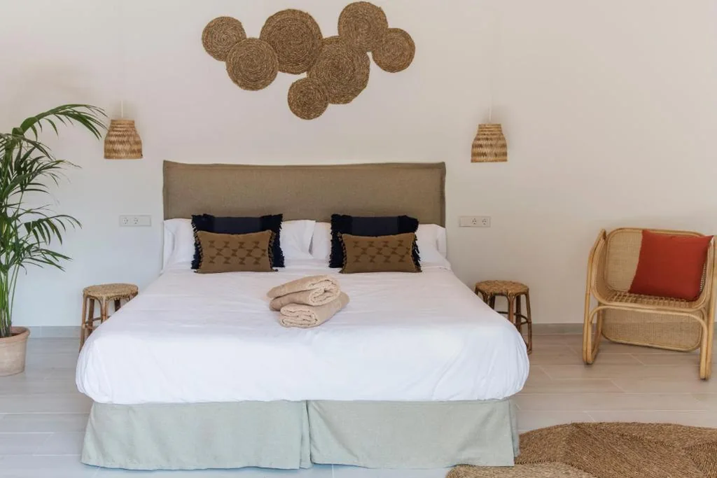 Chambre Familiale — Curolla Petit Hotel