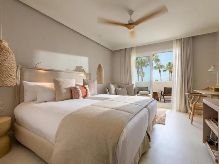 Tweepersoonskamer met uitzicht op zee "The One" - 1 of 2 bedden — DAIA Slow Beach Hotel Conil - Adults Only Recommended