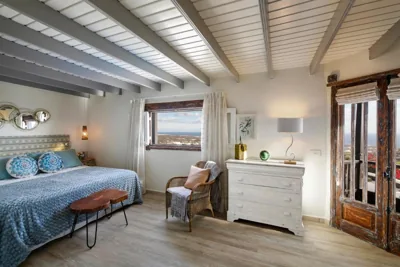 Deluxe designer historic villa Via Lactea, Panoramic sea views, Own private heated pool and subtropical garden — 写真 2