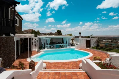 Deluxe designer historic villa Via Lactea, Panoramic sea views, Own private heated pool and subtropical garden — 写真 4