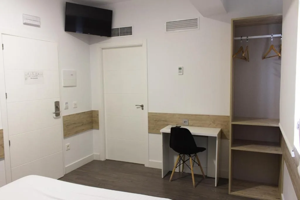 Deluxe 双人间 — Deluxe Hostels & Suites Merida