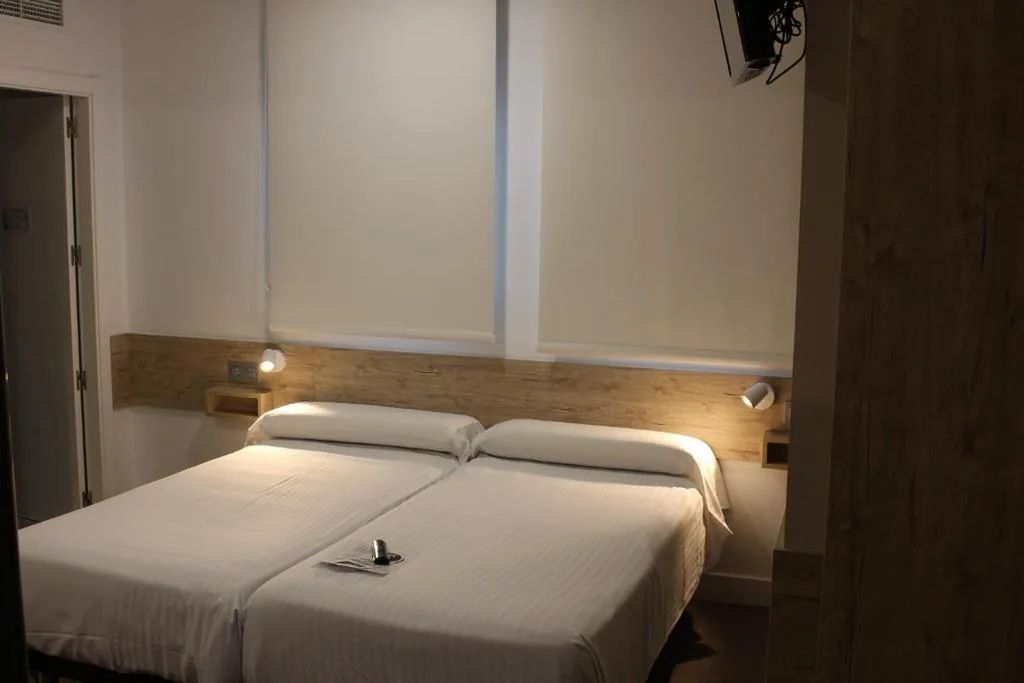 Deluxe 家庭间 — Deluxe Hostels & Suites Merida