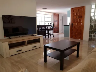 DELUXE Studio ATHOS 50 MP Garden patio BENALMADENA Golf & Beach — Foto 10