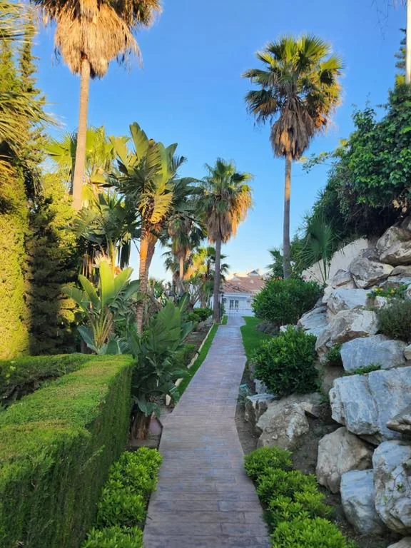 Doppelzimmer mit Gartenblick — DELUXE Studio ATHOS 50 MP Garden patio BENALMADENA Golf & Beach