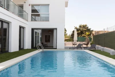 Descubre Villa Oasis - Confort, diseño y naturaleza a un paso de Valencia — foto 10
