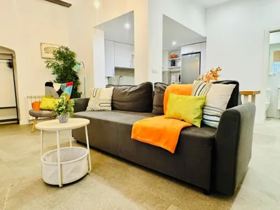 Design & Stylish House in the CENTER of Valencia — photo 3