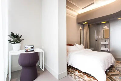 DestinationBCN - Universitat Rooms — photo 6