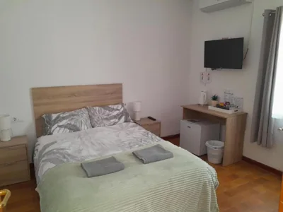 DJM Palms - Shared Casa Rural - Casa Rural Compartida - No es una casa privada — foto 2
