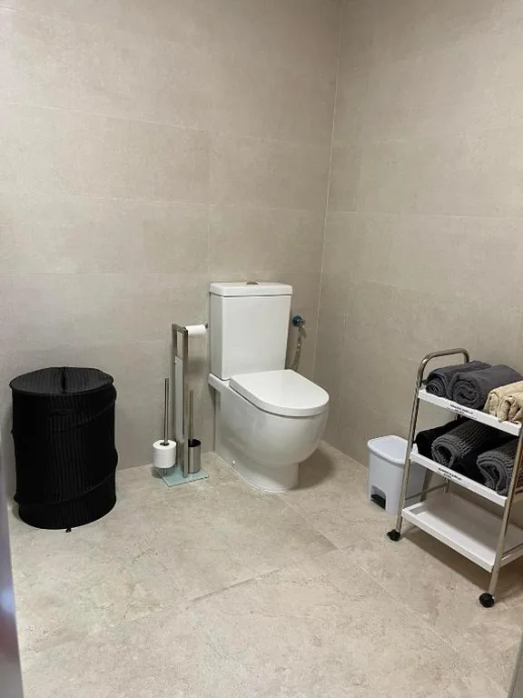 Habitación Doble con baño compartido — DJM Palms - Shared Casa Rural - Casa Rural Compartida - No es una casa privada