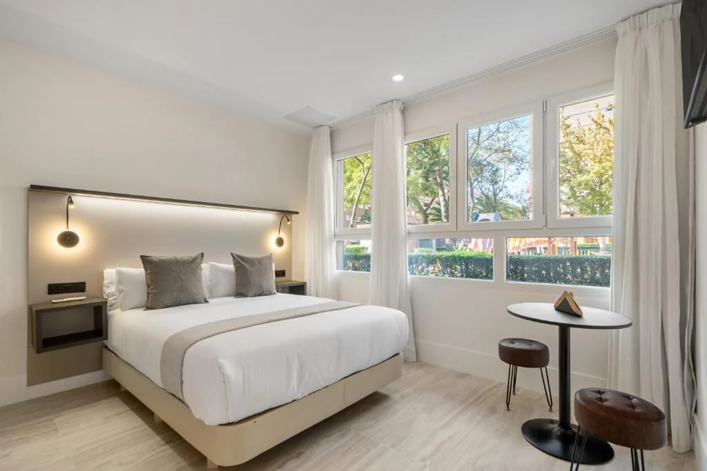 Quarto Duplo Standard — Dobo Alcorcón VG29