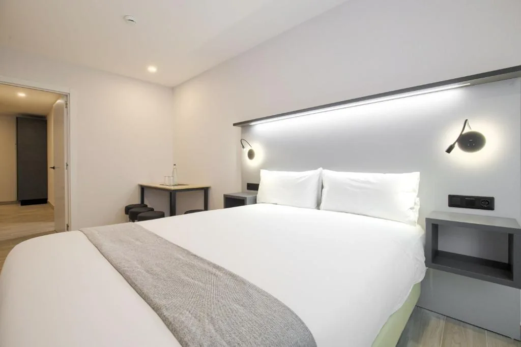 Standard-Doppelzimmer — Dobo Madrid SB203