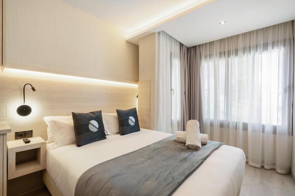 Dobo Madrid SB204