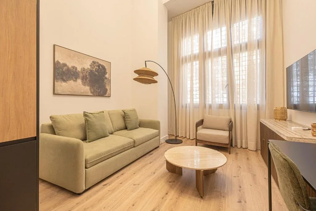 Estudio Estándar — Dobo Málaga El Ejido