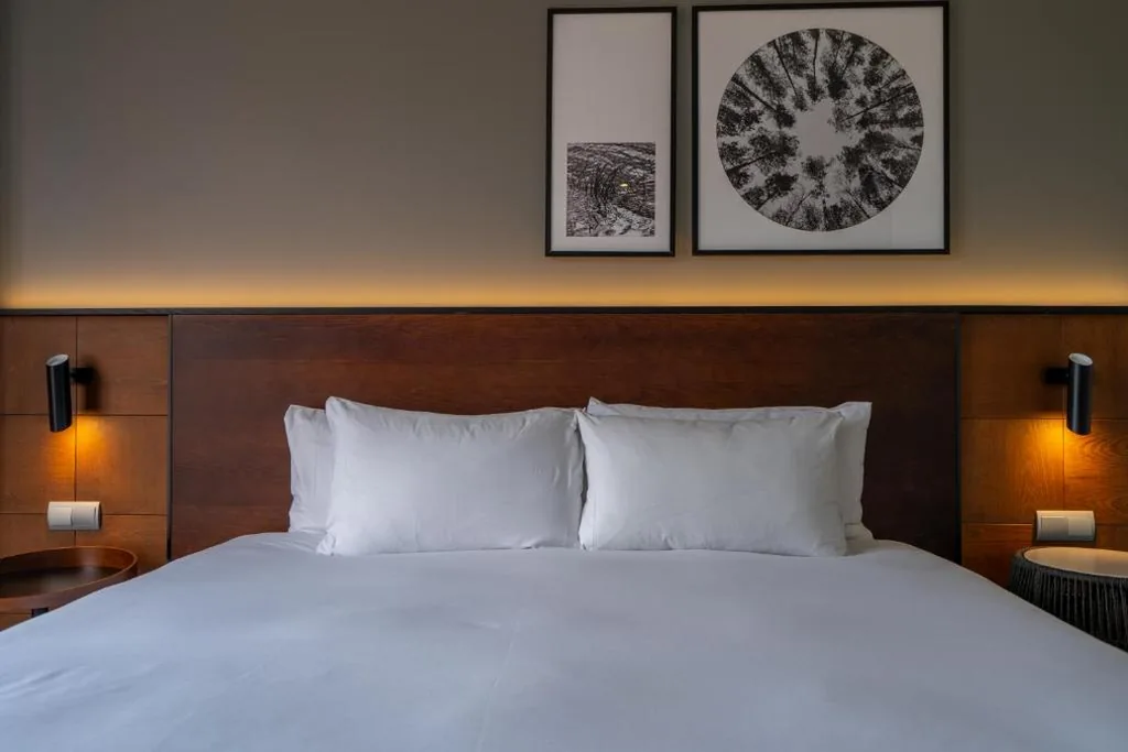 Double Room with Garden View and Extra-Large Double Bed — Dolce by Wyndham Barcelona Resort 4 Sup