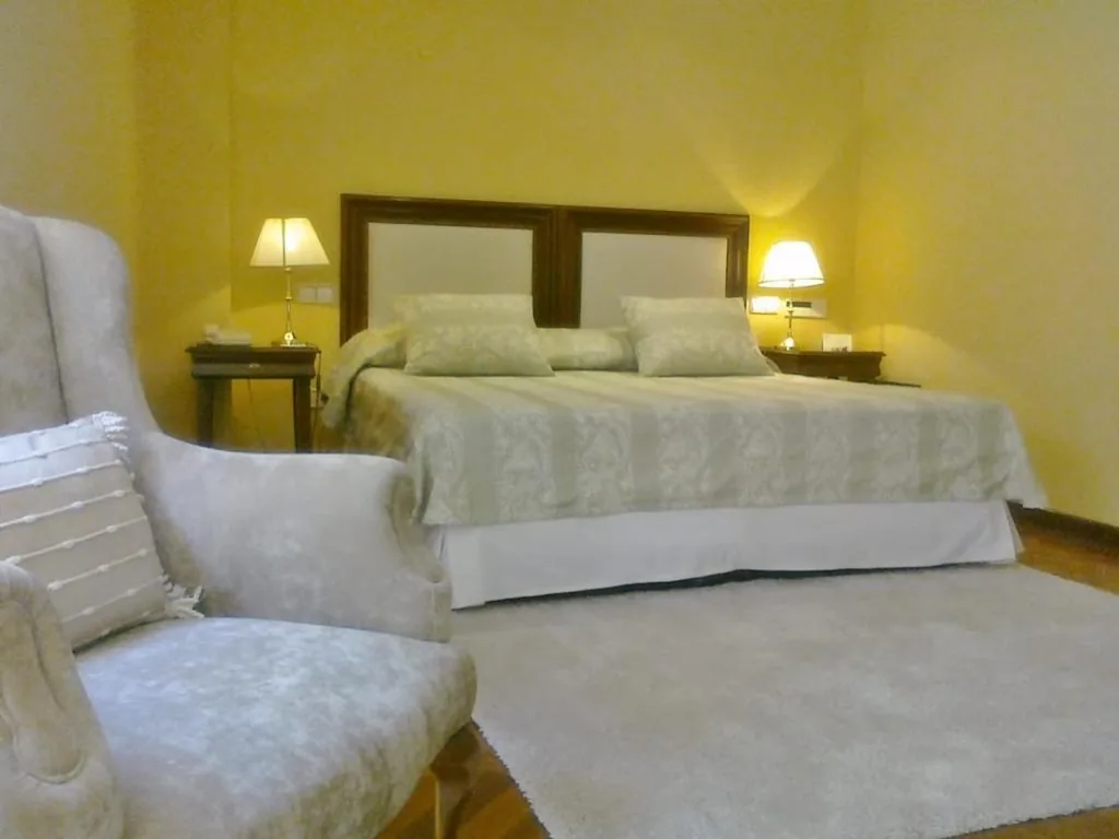 Dreibettzimmer — Don Pio