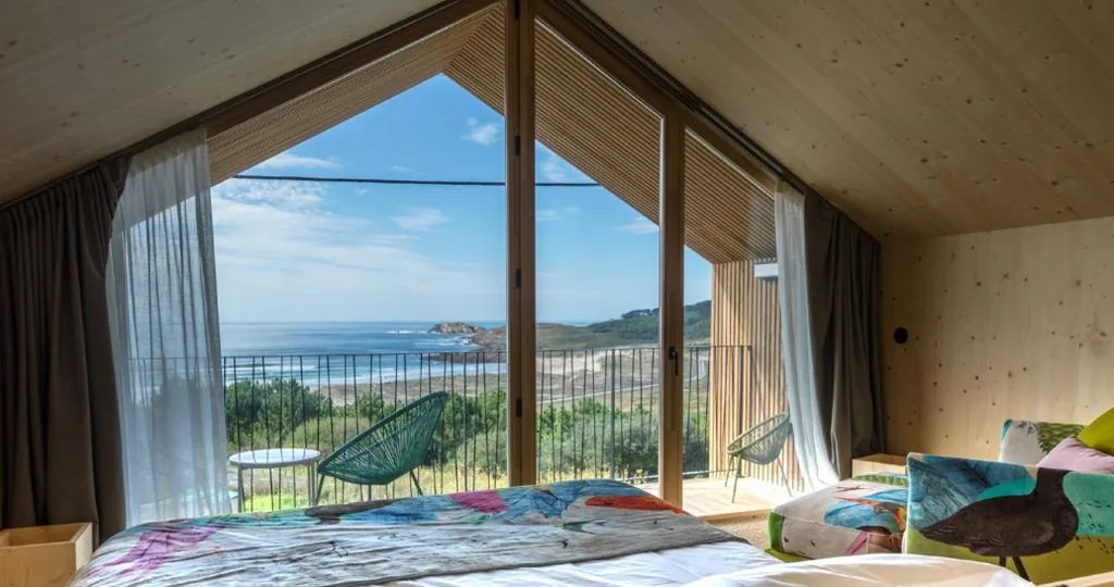 Bungalow Deluxe con vistas al mar — Doniños Nature