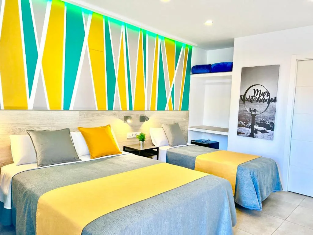 Dreibettzimmer — DORI ROOMS - Hostal