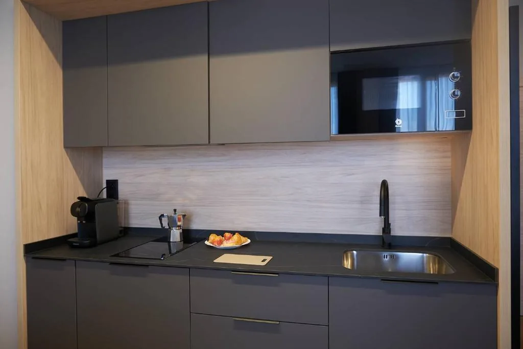 Habitación Familiar Estándar — Dorm4You Arena 2