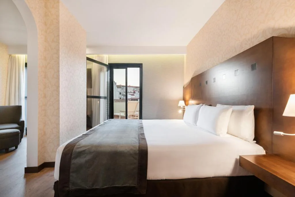 Habitación Premium con Terraza — Dorma Agora Cáceres