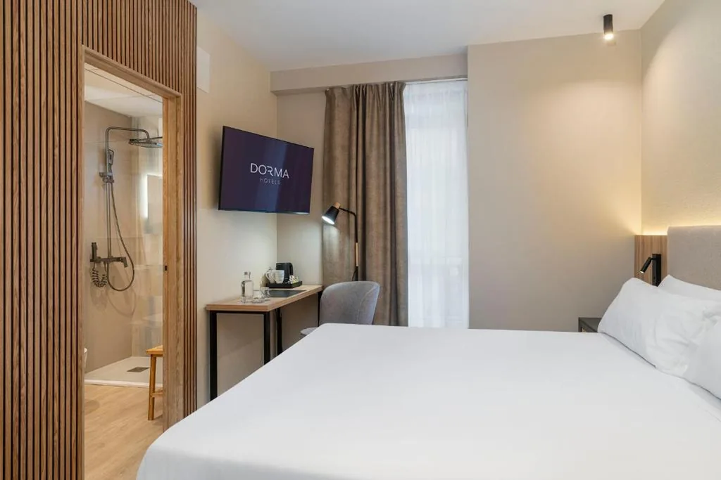 Deluxe-Doppelzimmer mit Stadtblick - 1 oder 2 Betten — Dorma Gaudea Santa Pola