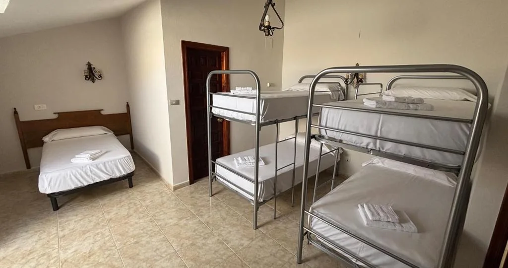 DORMERO Hotel y Albergue Sahagun