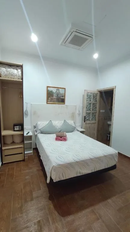 Habitación doble interior — Dormir en Cádiz