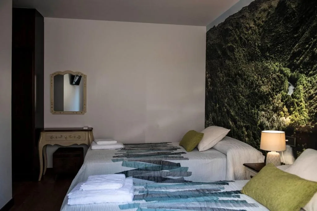 Habitación Doble Estándar - 2 camas — Dos Aguas Arribes