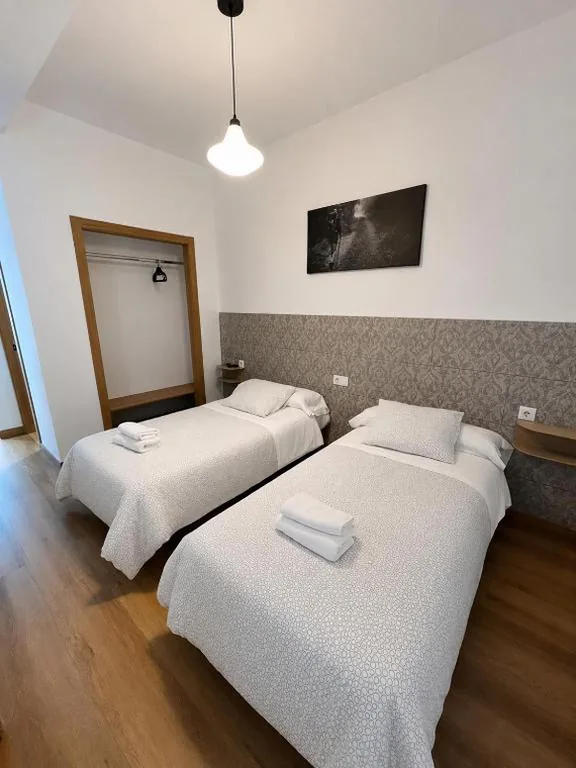 Zweibettzimmer — Dos Romeiros