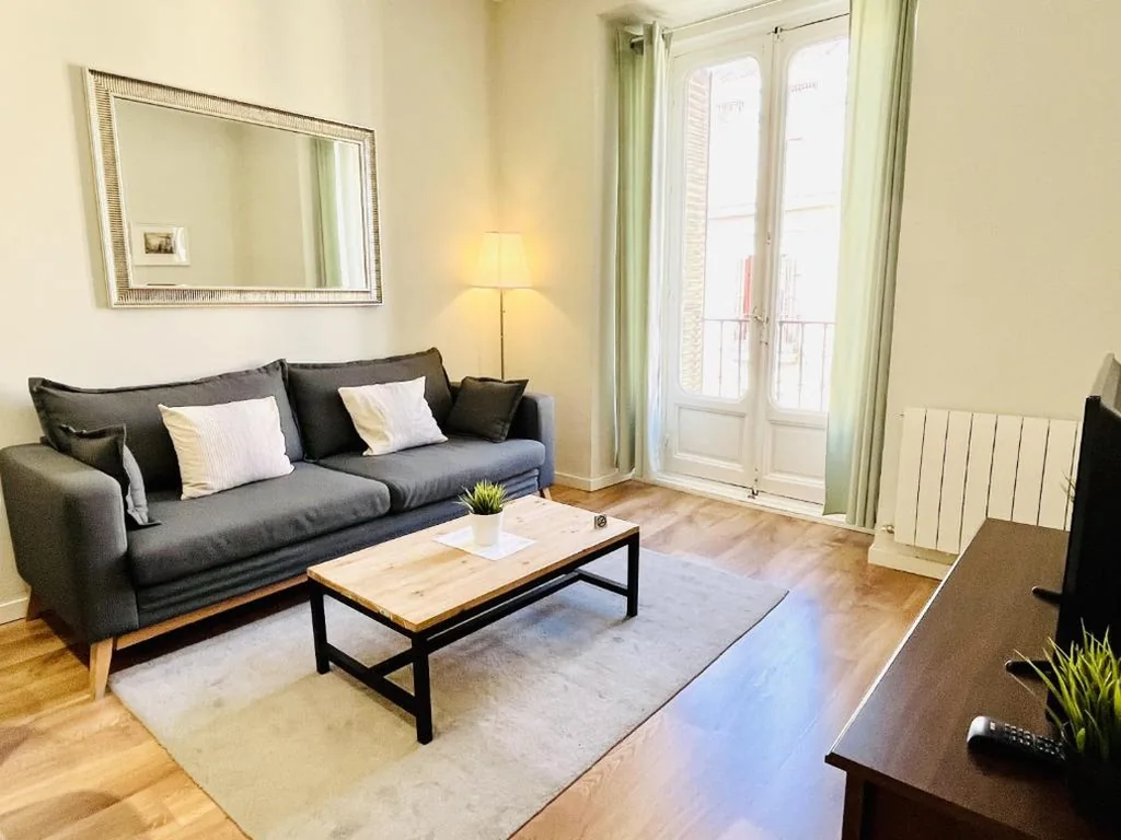 Appartamento Standard con 2 camere da letto — dPLACE To Be - Luxury Apartment in Historic Center