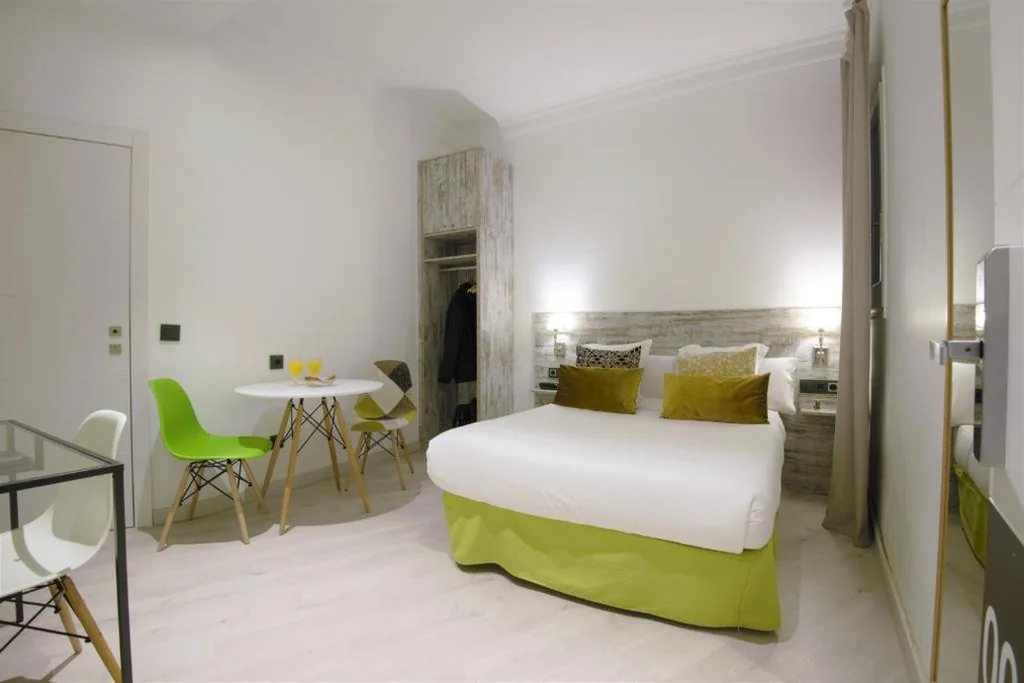 Habitación Doble — DreamKeys Barcelona City